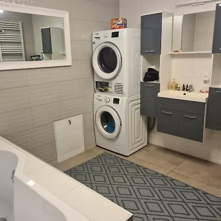 Apartament Z Duzym Tarasem W Centrum Z Klimatyzacja דירה *